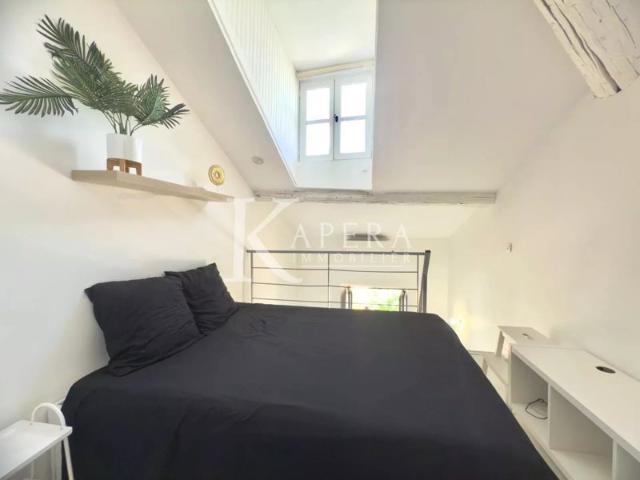LOCATION DUPLEX MEUBLÉ PLACE GARIBALDI