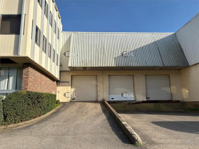 Location entrepôt avec quais L'Haÿ les Roses Proche Rungis & Orly