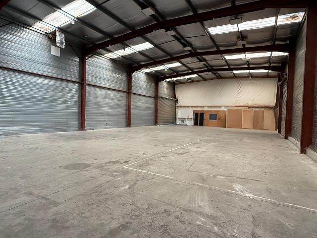Location entrepôt Bègles Proche EFS et CHU