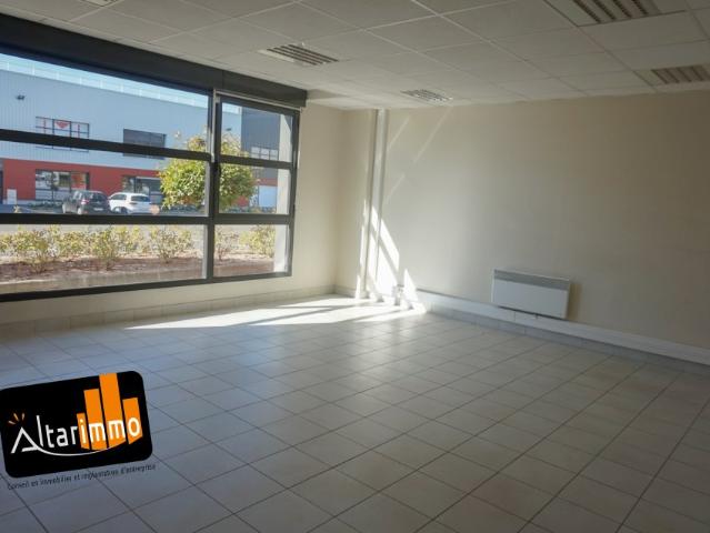 Location entrepôt Chartres Parc d'activités Proche A11