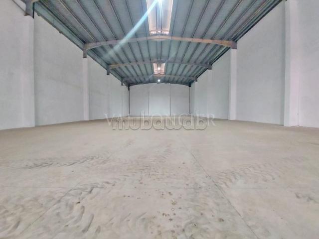 Location entrepôt de stockage 2200m2 ZI Lissasfa, Casablanca