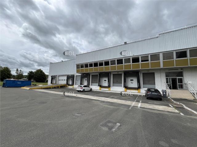 Location entrepôt Epône Proche A13 et gare Transilien