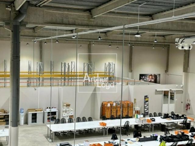 Location entrepôt Evry Courcouronnes Accès A6 N7 N104