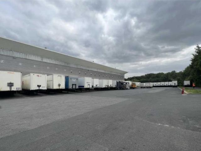 Location entrepôt Fleury Mérogis Accès A6 A5 A86 88 quais