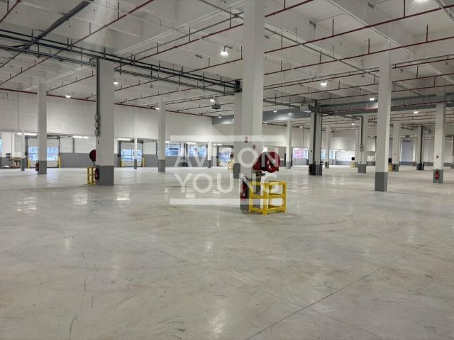 Location entrepôt Gennevilliers Accès A15 A86 et RER C