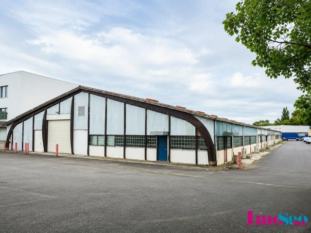 Location entrepôt Gradignan Proche sortie 17 rocade