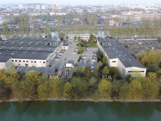 Location entrepôt Île Saint Denis Accès A86, A1, RER D, tram T8