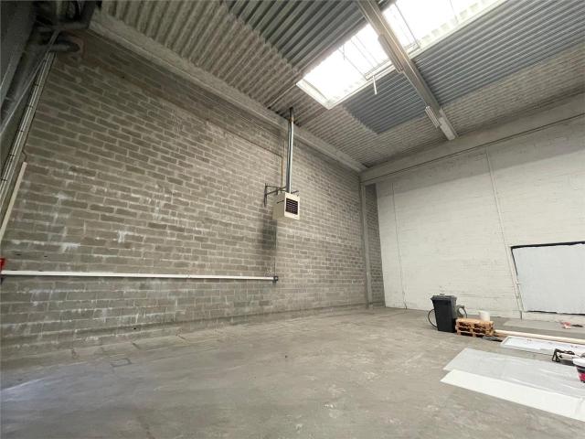 Location entrepôt Ivry sur Seine Parc sécurisé proche A4 A86