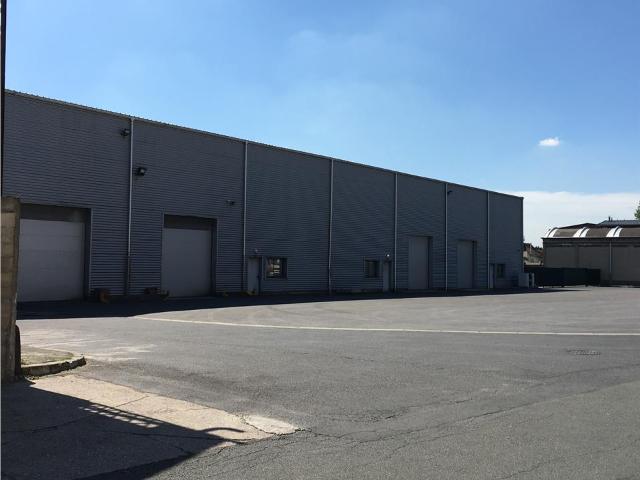 Location entrepôt La Courneuve Proche A1 A86 N2