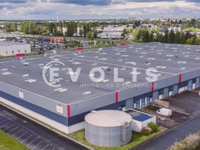 Location entrepôt Les Ulis Façade A10