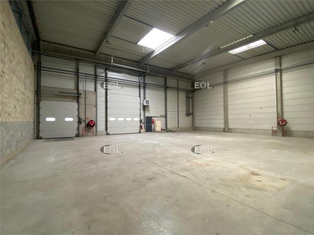 Location entrepôt Lieusaint Proche A5 et accès quai