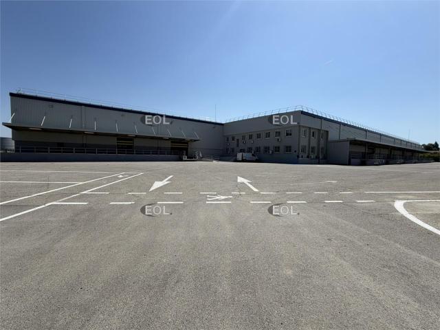 Location entrepôt logistique Marignane Proche A7 A55