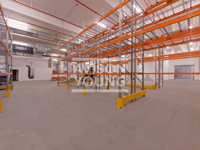 Location entrepôt logistique Paris 13 Proche périphérique et A1 A4