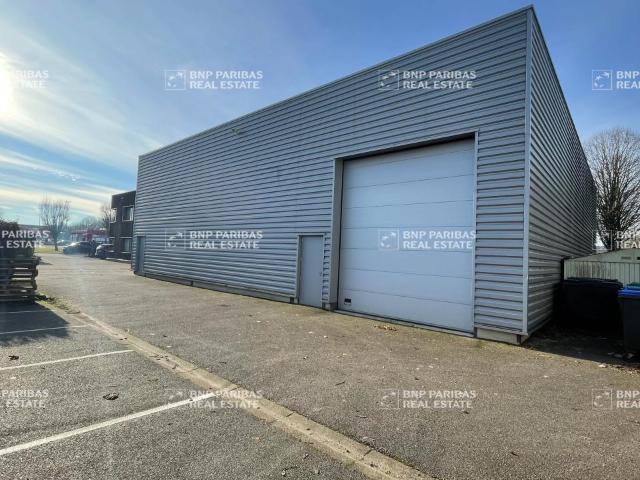 Location entrepôt Magny les Hameaux Accès rapide