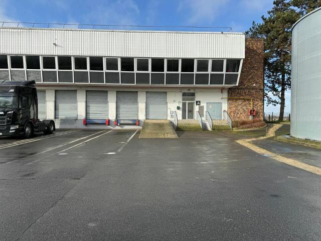 Location entrepôt Marly la Ville Proche A1