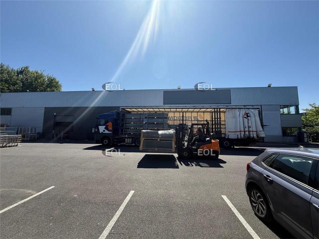 Location entrepôt Montévrain Proximité A4, N104, N36 et RER A