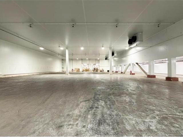 Location entrepôt Orly Proche A86 et RER C