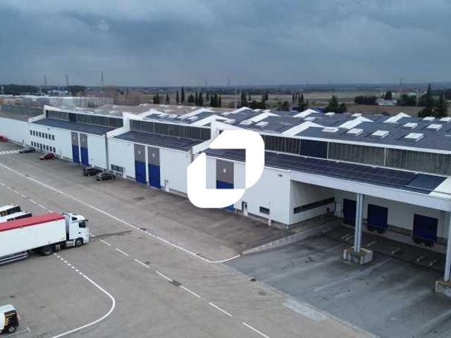 Location entrepôts logistiques Nîmes Proximité A9 et RN113