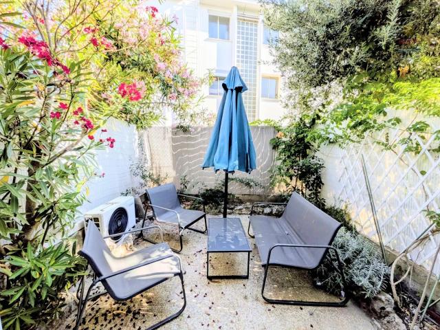 Location Étudiante Cannes: Studio RDJ 21m² avec Jardin Privatif Pointe Croisette, Domaine Sécurisé