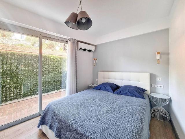LOCATION ETUDIANTE NICE CENTRE 3 PIECES MEUBLE