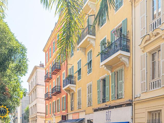 LOCATION ETUDIANTE Studio avec mezzanine Quartier Carabacel