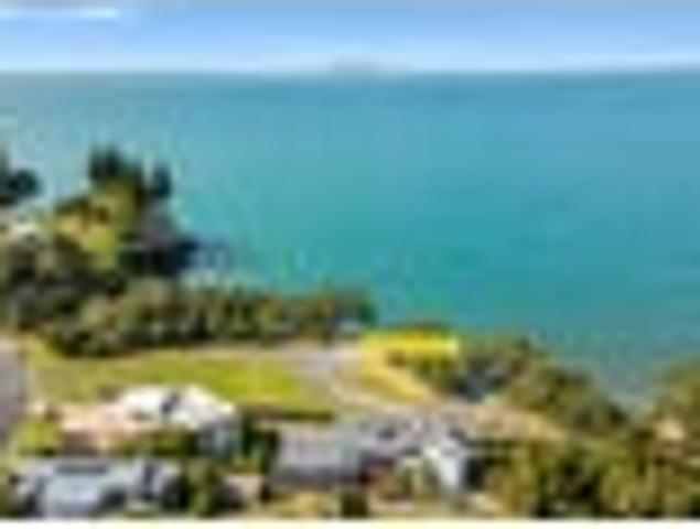 Location + Expansive Seaviews + Exceptional Living
