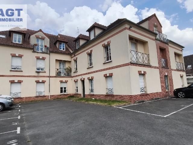 LOCATION F2 DE 54M2 PROCHE CENTRE COMMERCIAL