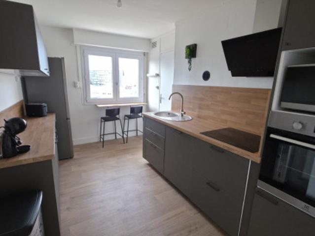 location féminine appartement rénovée