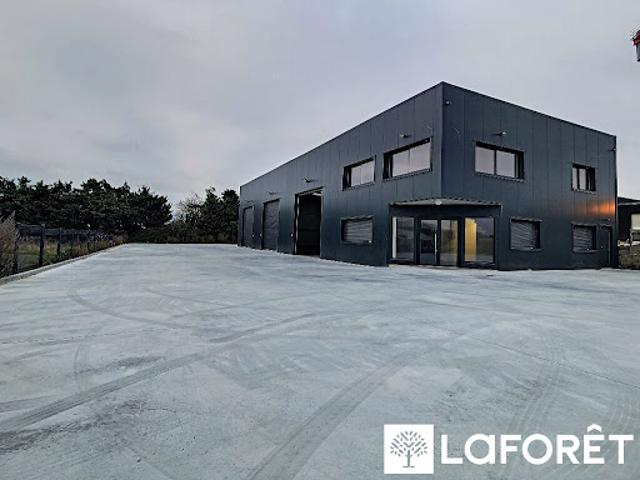 Location Fond de commerce 0 pièces 0 m2 Saint Ouen de Thouberville