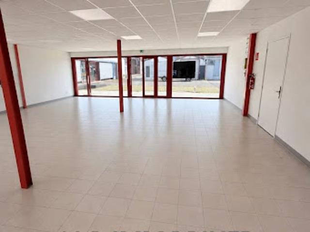 Location Fond de commerce 0 pièces 183.93 m2 Alençon