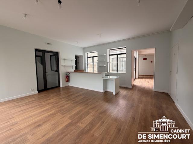 Location Fond de commerce 0 pièces 100 m2 Amiens