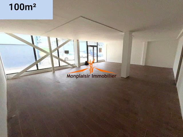 Location Fond de commerce 0 pièces 100 m2 Baie mahault