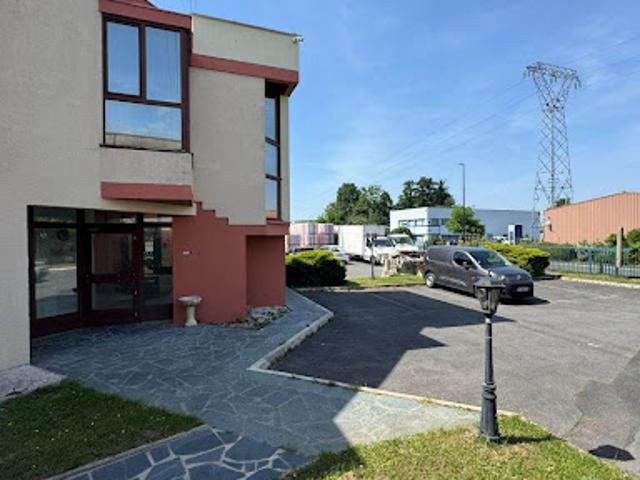 Location Fond de commerce 0 pièces 100 m2 Marcoussis