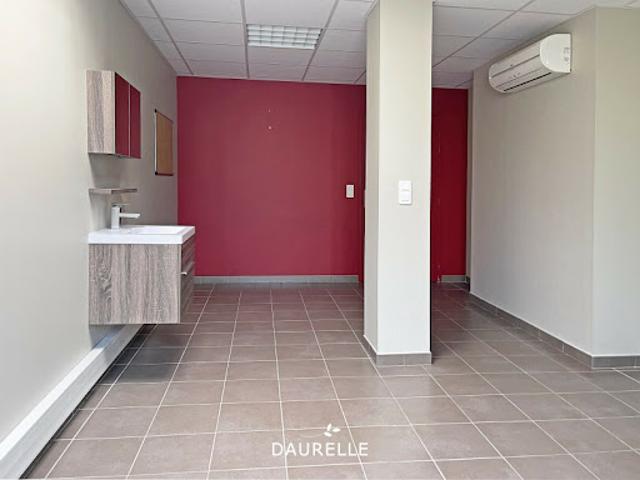 Location Fond de commerce 0 pièces 25 m2 Noves