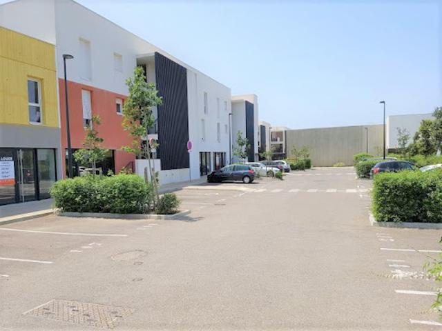 Location Fond de commerce 0 pièces 269 m2 Istres