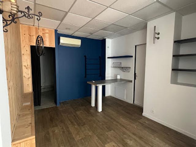 Location Fond de commerce 0 pièces 28.5 m2 Vichy