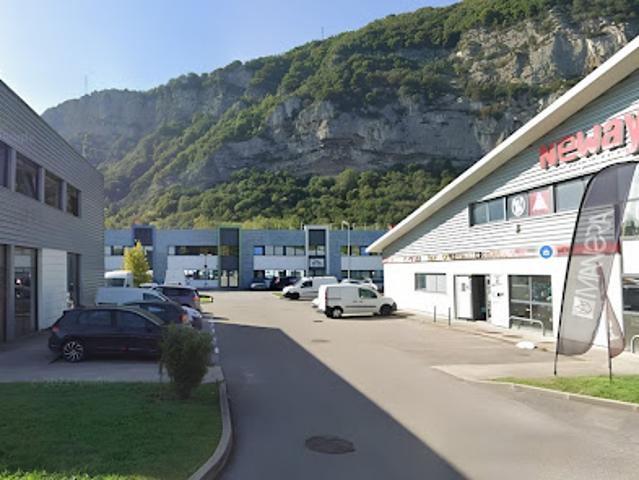 Location Fond de commerce 0 pièces 342 m2 Echirolles
