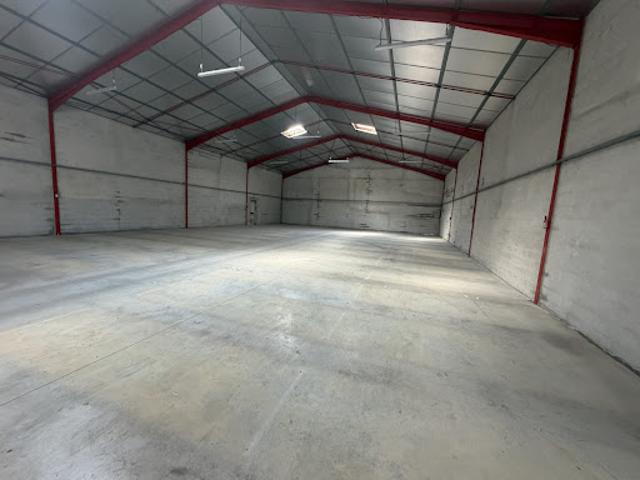 Location Fond de commerce 0 pièces 400 m2 Miramas