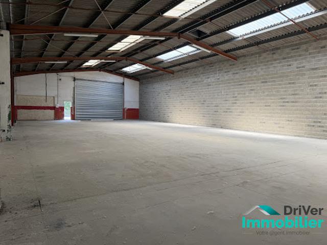 Location Fond de commerce 0 pièces 402 m2 Pavie