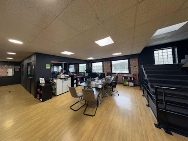 Location Fond de commerce 0 pièces 592 m2 Compiegne