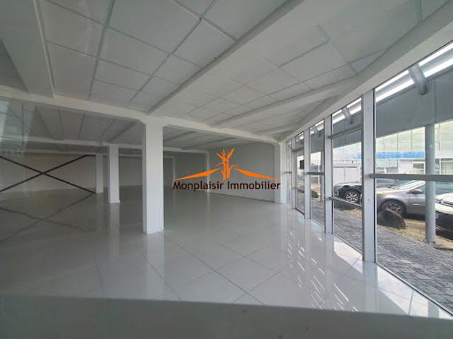 Location Fond de commerce 0 pièces 65 m2 Baie mahault