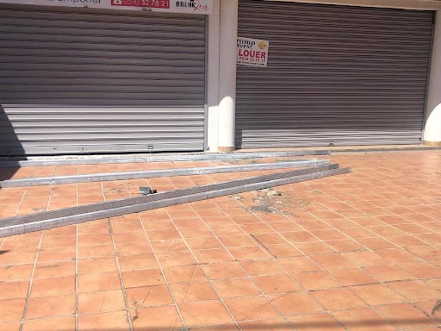 Location Fond de commerce 0 pièces 75 m2 Baie mahault
