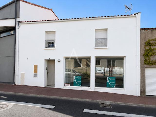 Location Fond de commerce 0 pièces 77 m2 Saint Gilles Croix de Vie