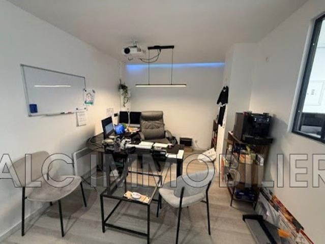 Location Fond de commerce 0 pièces 72 m2 Alençon