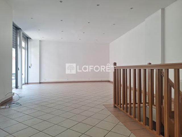 Location Fond de commerce 0 pièces 95.99 m2 Paris 10ème