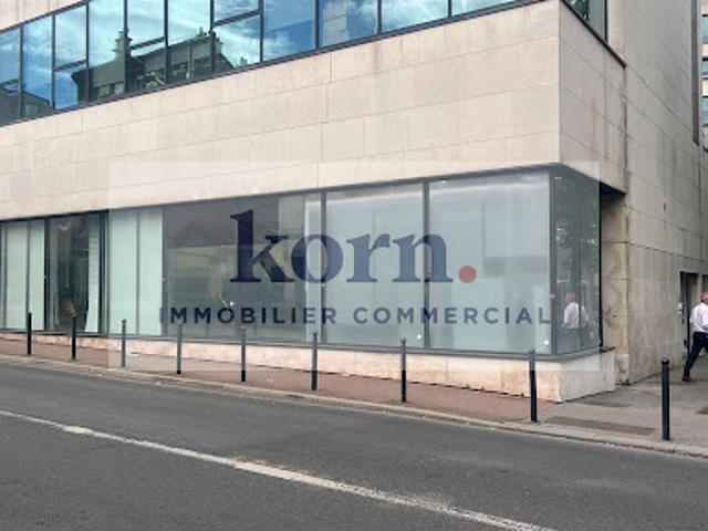 Location Fond de commerce 144 m2 Gentilly