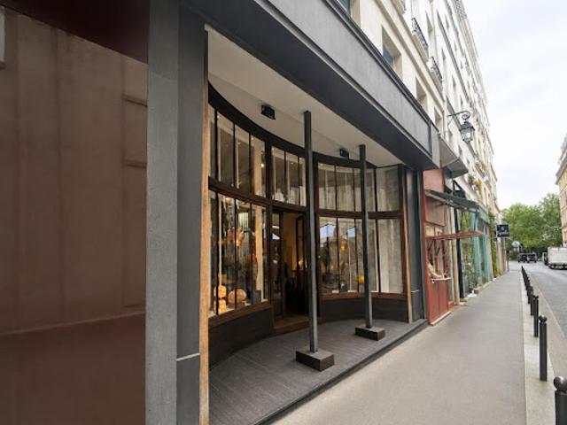 Location Fond de commerce 149 m2 Paris 1er