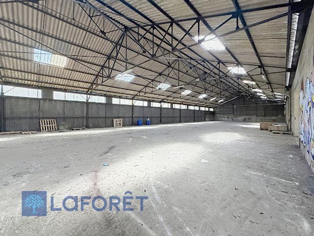 Location Fond de commerce 1509 m2 Breteuil sur iton