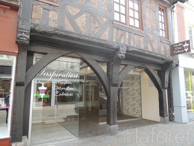 Location Fond de commerce 150 m2 Bernay