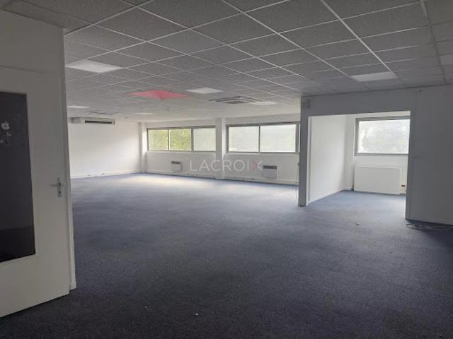 Location Autre 0 pièces 150 m2 Gentilly
